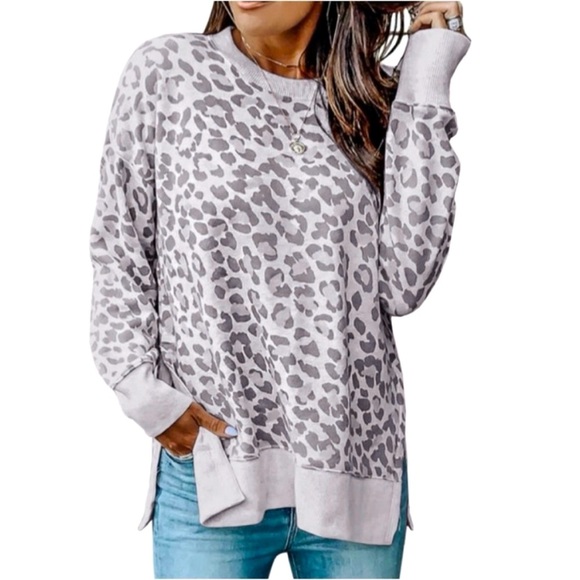 NEW Aerie Crew Neck Leopard Print Oversized Sweatshirt - Size XS - Picture 1 of 7